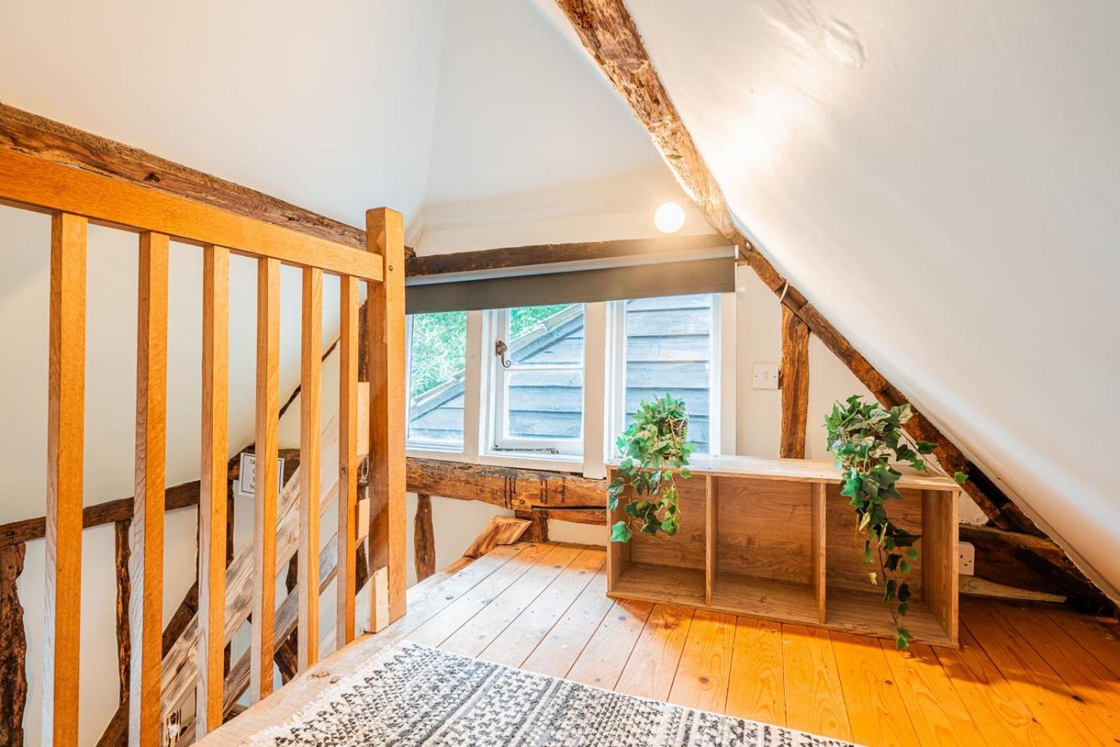 Cozy Cottage With Hot Tub! Cadnam Екстериор снимка